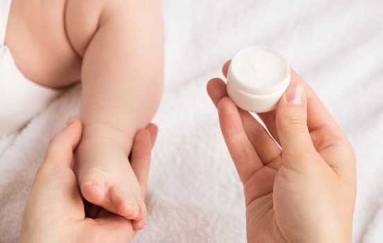 12 Best Natural & Non-Toxic Baby Product Brands (Crunchy Mom Approved!)